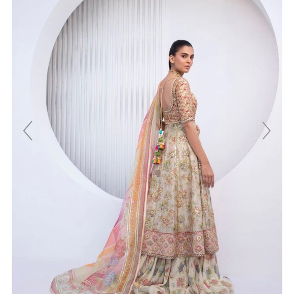 Pakistani Formal Dress/ Designer Sania Maskatiya - Picture 4 of 12